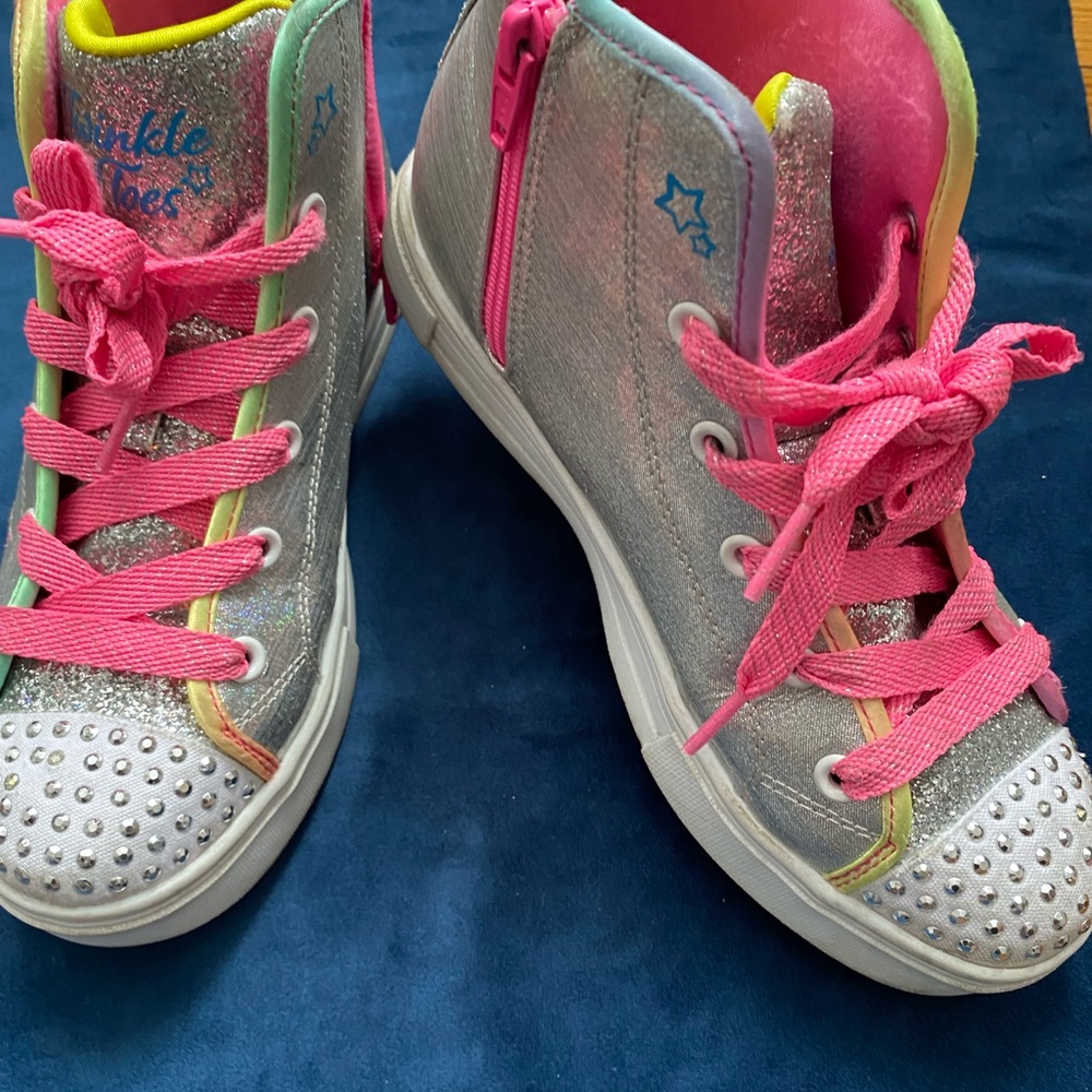 Skechers Twinkle Toes girls sneakers size 3